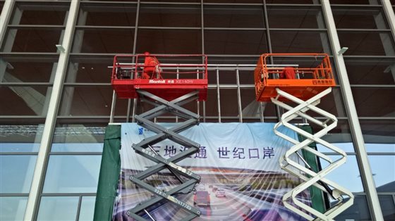 ▲不畏艱難,爭分奪秒趕工期